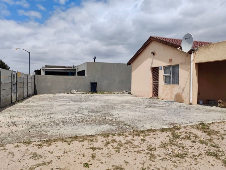 3 Bedroom Property for Sale in Pine Place Western Cape